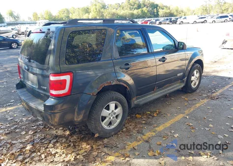 2008 Ford Escape Xlt from USA, damaged, VIN 1FMCU93158KC04119